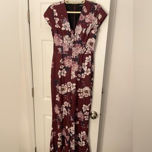 Beautiful floral anthropologie jumpsuit. Perfect to dress up or down!